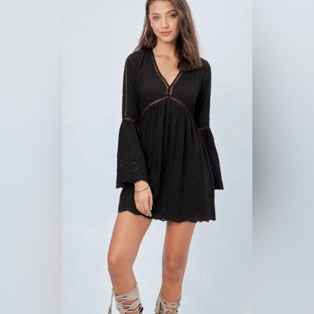 NWOT Lovestitch Black Crochet Bell Sleeve Dress size Medium. Very flattering!